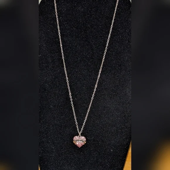 New heart necklace, Nana, Mom, Sister, Hope, Daughter, Lil Sis, Mid Sister - Picture 4 of 13